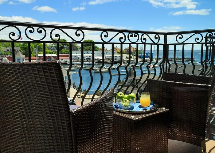16 Bay View