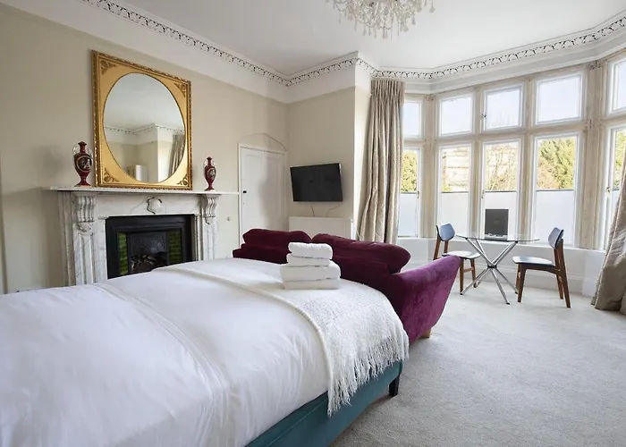 Number 17 Bath Hotel