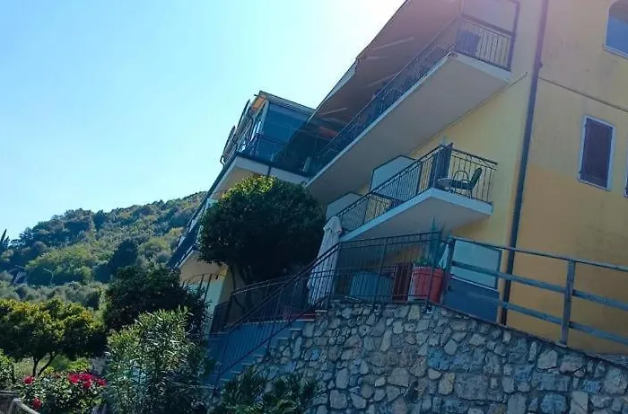 Hotels in Gargnano