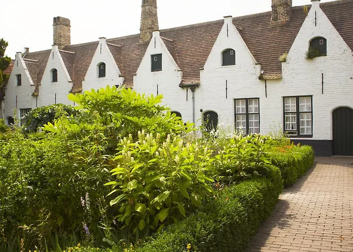B&B Alphabet - Luxury Guesthouse And Art Gallery