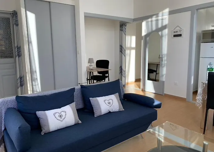 Bed and Breakfast Demeure des Dentelles avec PARKING GRATUIT à Le Puy-en-Velay