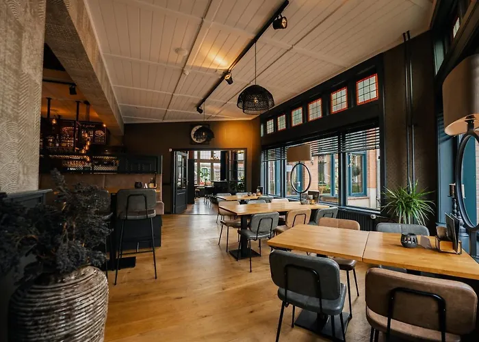 Hotel Restaurant De Jong Nes 