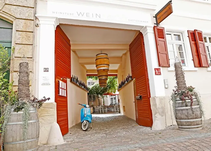 WEINreich, Gästezimmer&Weinstube
