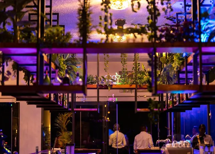 Luxe hotels in Paramaribo