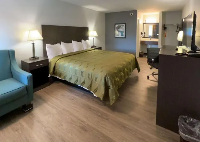 Quality Inn & Suites Columbus West