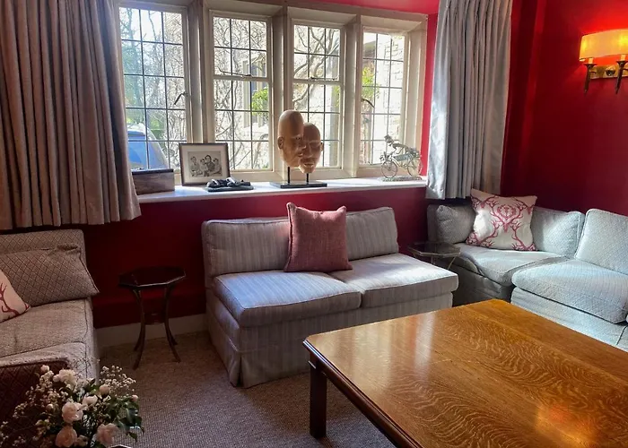 Sturminster Newton Hotels