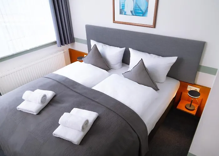 HOTEL BREMER TOR, Bestes Hotelfrühstück, Self-Check-In 24 h Vechta