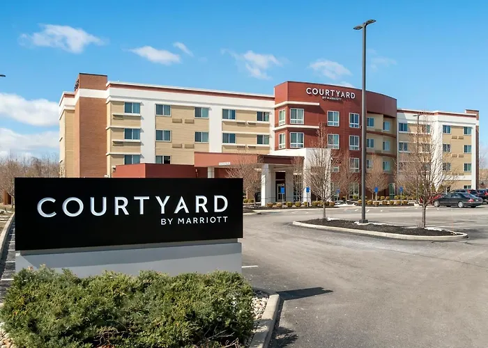 Courtyard By Marriott Toledo North