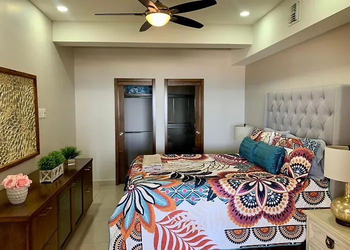 La Jolla Excellence, Exclusive Front Beach! Rosarito