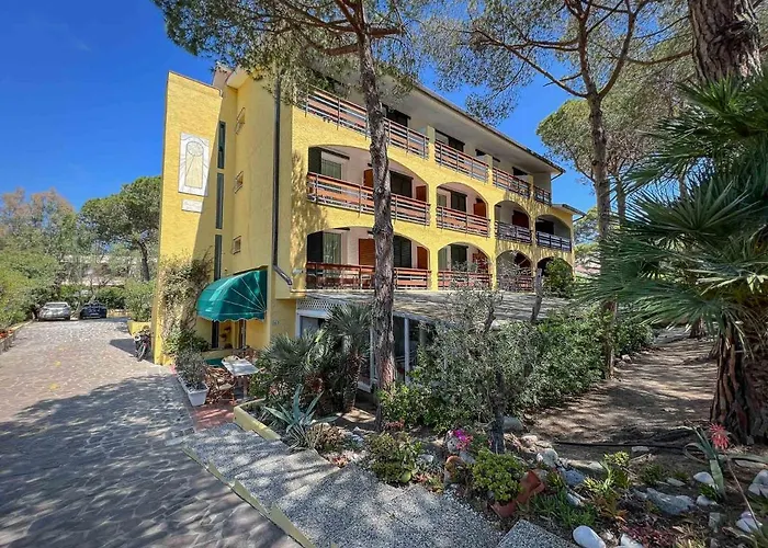 Hotels in Marina di Campo
