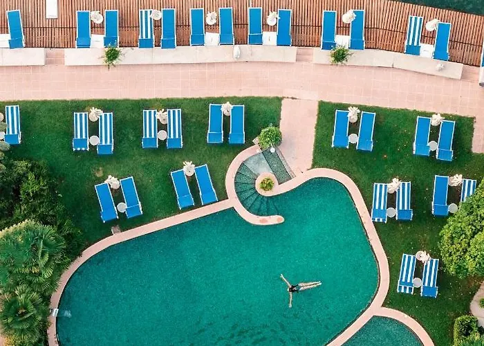 Gardone Riviera Hotels
