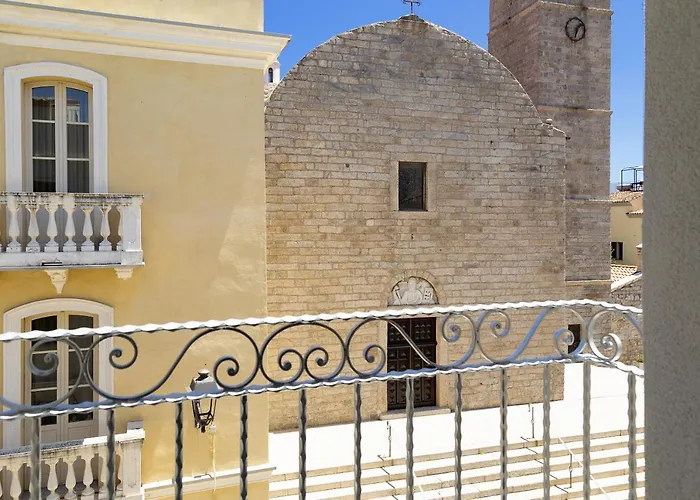 La Via Rooms And Terrace Olbia