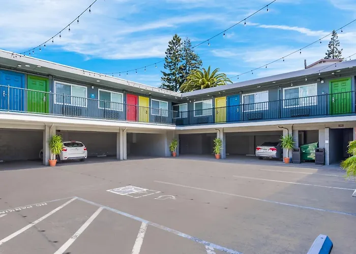 Signature Inn Oakland