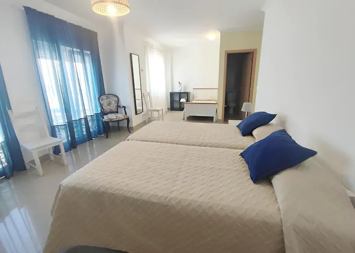 Pksc Surf House Hotel Peniche