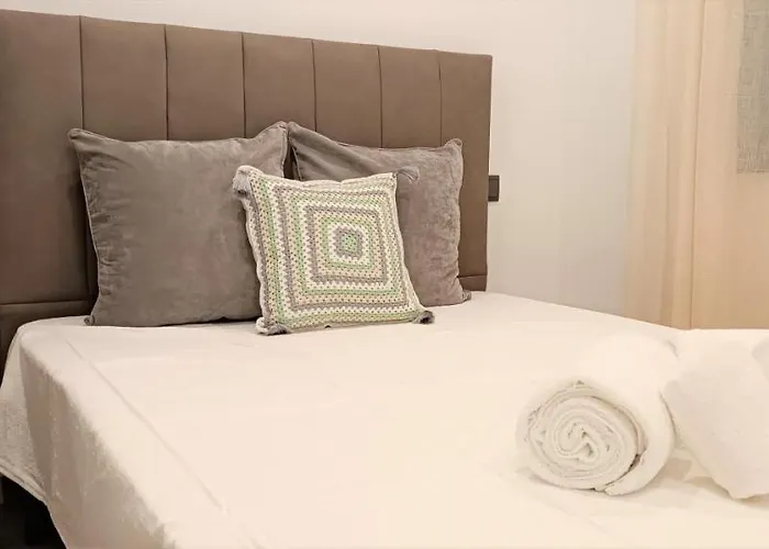 Faro Comfy Ensuite Guest House