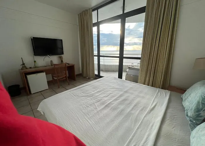 Apartamento No Tropical Executive Hotel Com Varanda, 1 Cama De Casal E 2 Camas De Solteiro Manaus