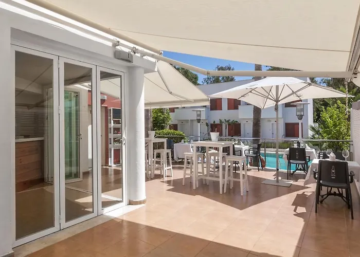Apartamentos La Buganvilla San José