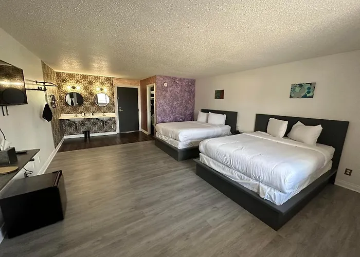 Rosewood Garden Hotel Lake Delton