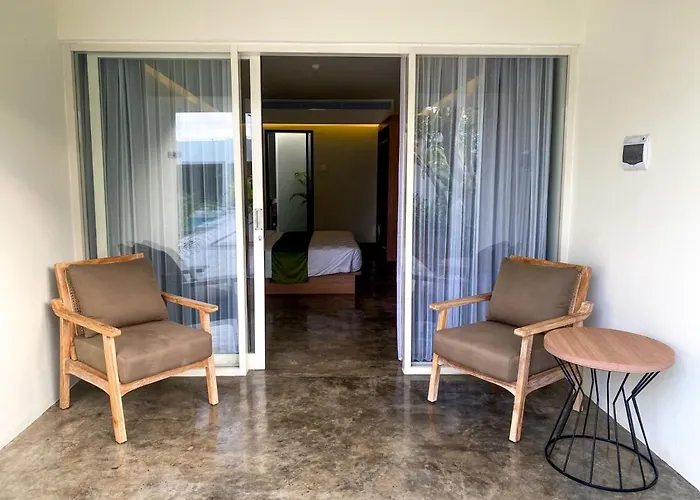 Ayom Suite