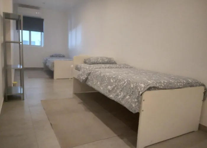 Luxury Room For 6 - Guesthouse Costa da Caparica