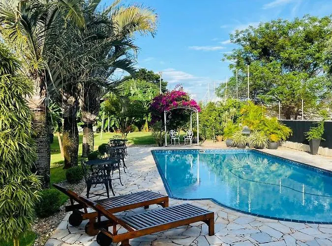 Suítes em casa de férias em Atibaia piscina aquecida