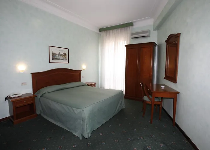 Hotel Adriatic Roma