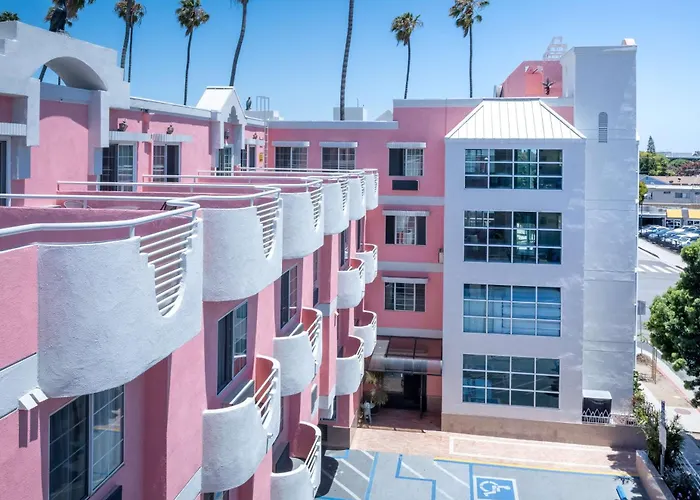Days Inn By Wyndham Santa Monica