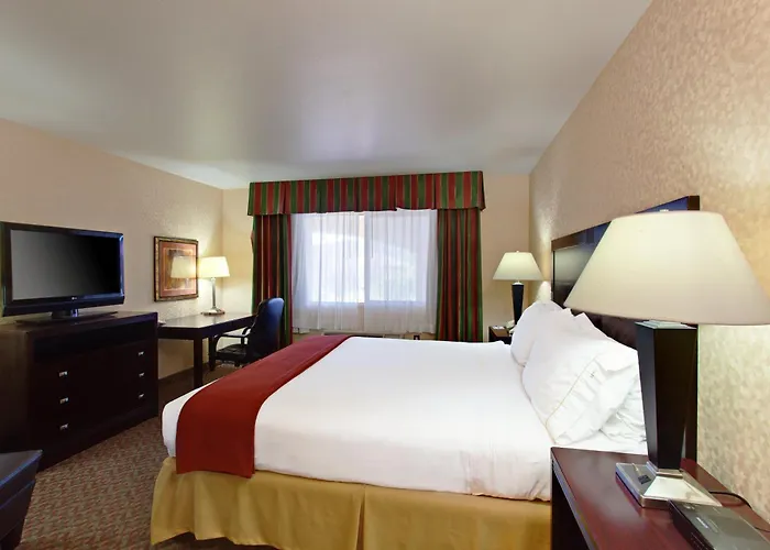 Holiday Inn Express Temecula By Ihg