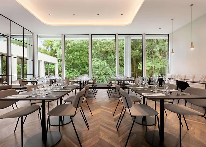 Hotels in La Hulpe