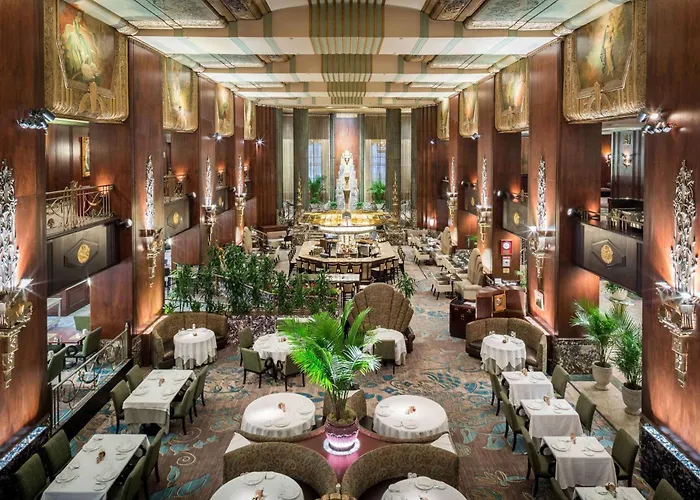 Hilton Cincinnati Netherland Plaza