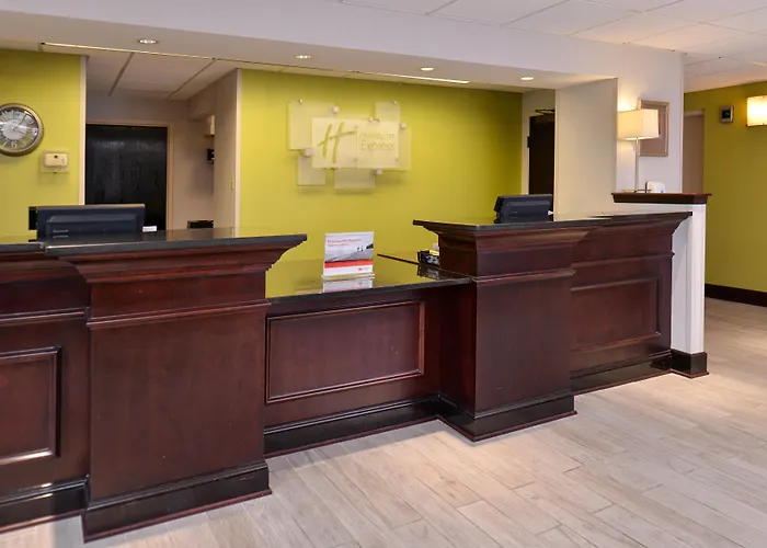 Omaha Hotels