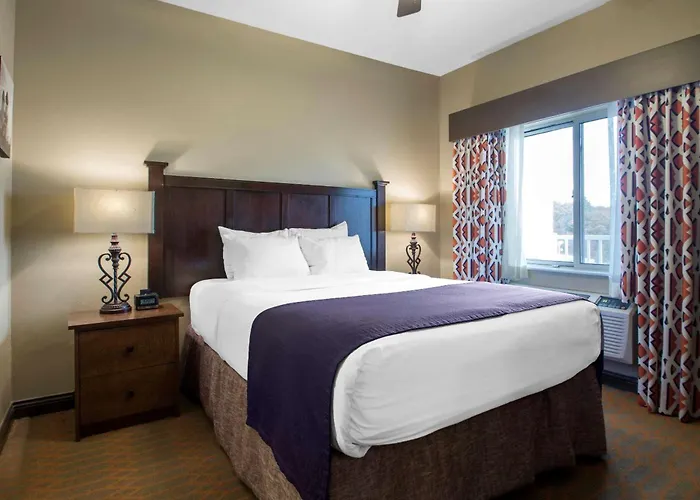Bluegreen Vacations Odyssey Dells Resort Lake Delton