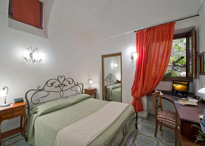 Bed and Breakfast L'Antico Borgo Dei Limoni Amalfi