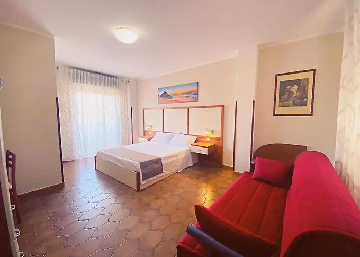 Residence Hotel Felix Ricadi