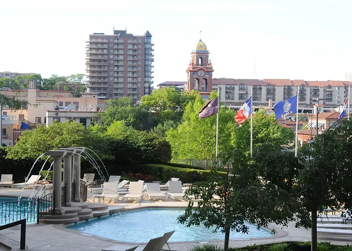 Intercontinental Kansas City At The Plaza By Ihg
