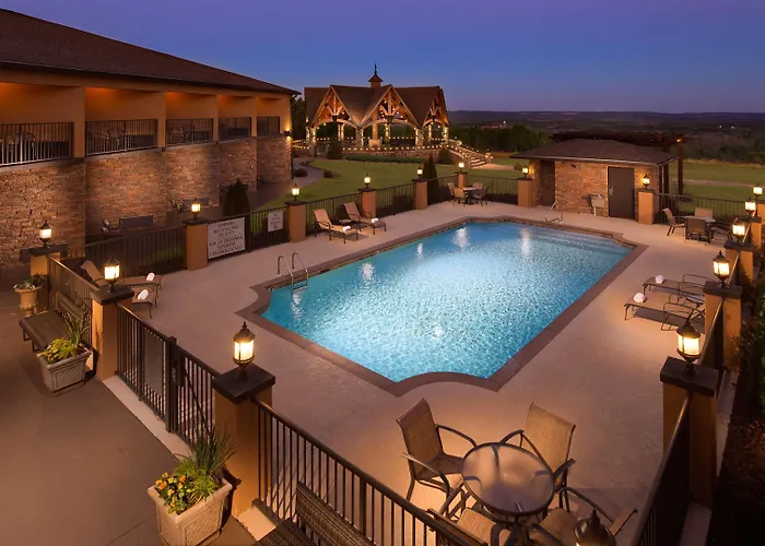 Warm Springs Hotels
