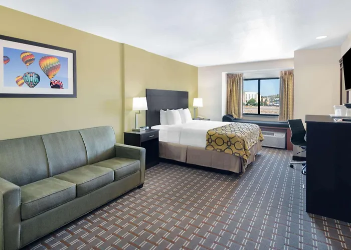 Baymont By Wyndham Farmington