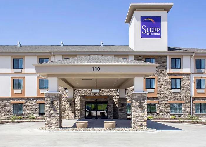 Fort Dodge Hotels