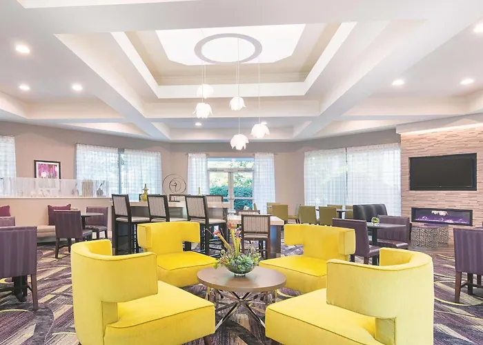 Conyers Hotels