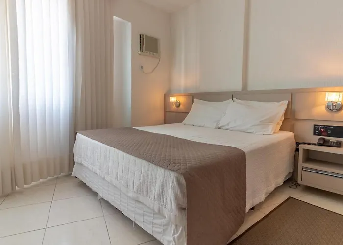 Hotel Ilha Da Madeira Balneário Camboriú