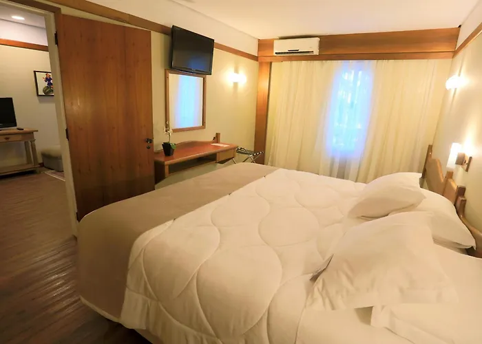 Tri Hotel
