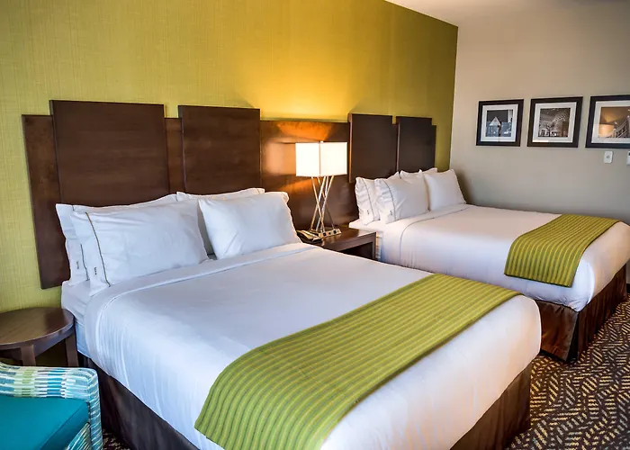 Spruce Grove Hotels