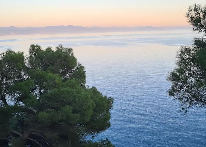 Cokkinis Room Sea View Private Parking Recharge Electric Car Wifi