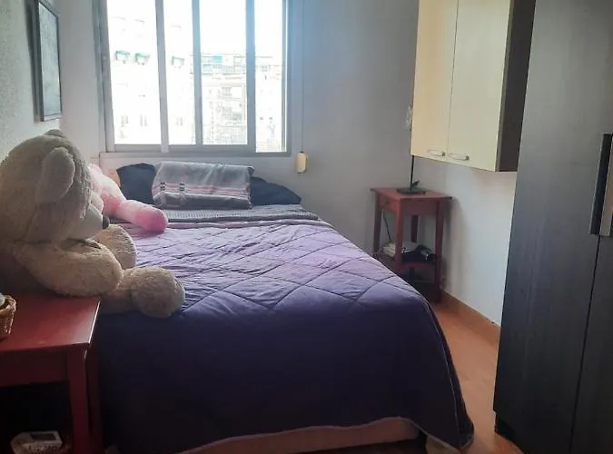 Una Habitacion Individual En Casa Familiar Dentro De Ciudad Patrimonio De La Humanidad