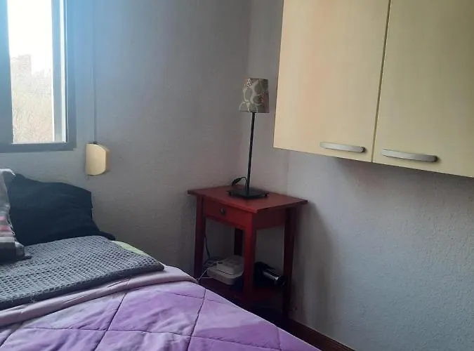 Una Habitacion Individual En Casa Familiar Dentro De Ciudad Patrimonio De La Humanidad