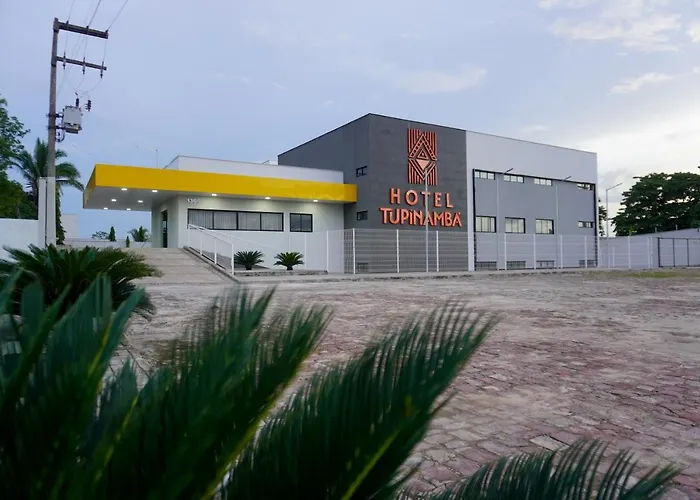 Hotéis de Vitoria do Mearim