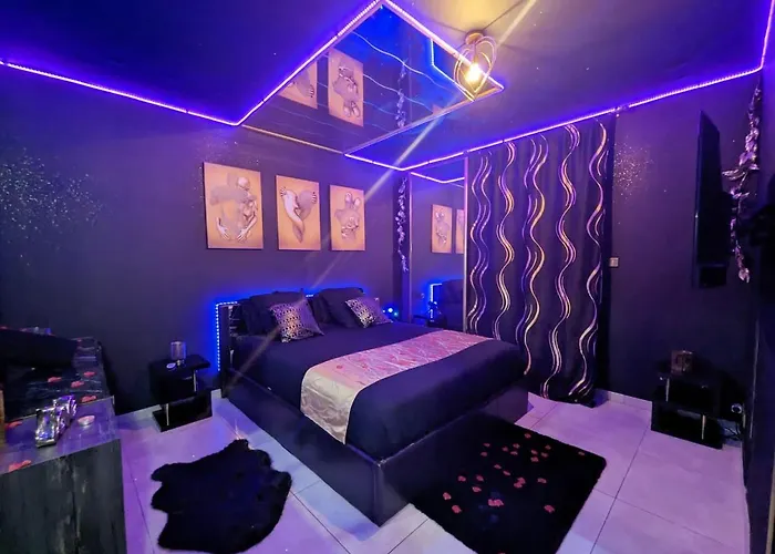 La Gold Room Jacuzzi & Sauna Prive