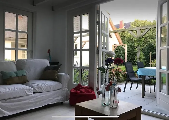 Private Romantic Cottage Utrecht