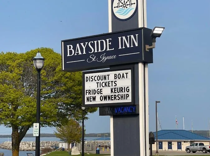 Bayside Inn Saint Ignace