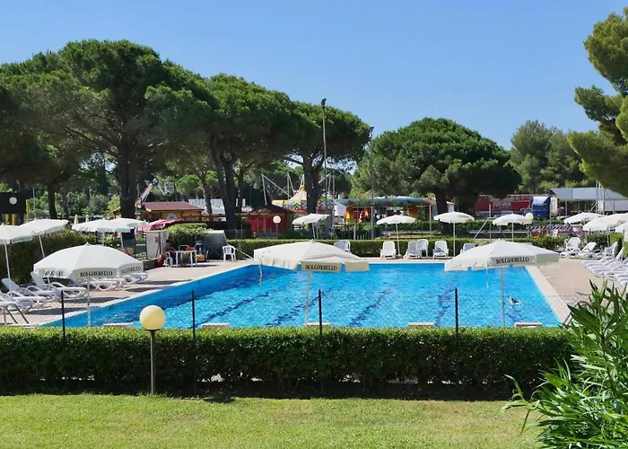 Isa-Residence With Swimming-Pool In Marina D Bibbona At Only 300 M From The Beach Marina Di Bibbona